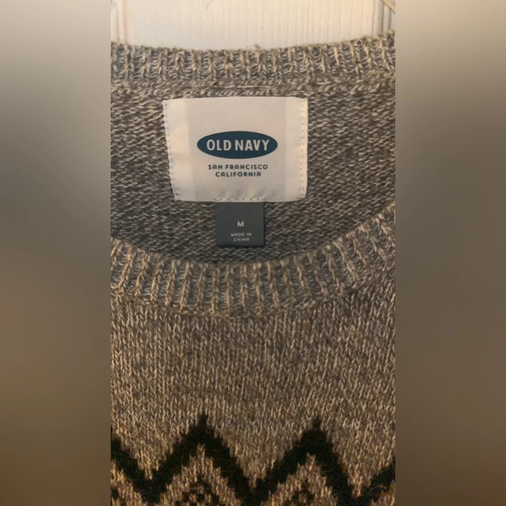Old Navy Sweater - Picture 4 of 5